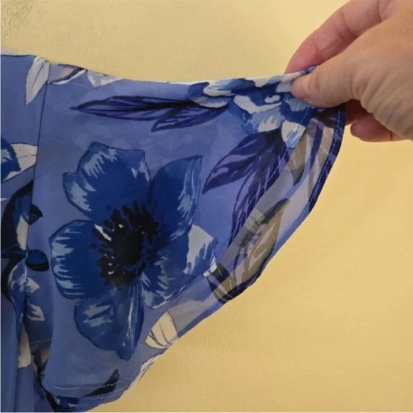 Eliza J Blue Floral Maxi Dress size 8 - Picture 6 of 8